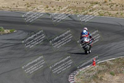 media/Apr-20-2025-AHRMA (Sun) [[393a79c373]]/Race/Group 10/Turn 4b/